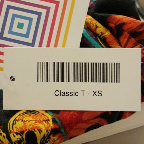 LuLaRoe Black, Orange, Gold, Purple Light Bulb Pattern Classic T Shirt Size S - Picture 7 of 7